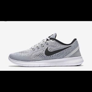 Women’s NIKE RN size 8